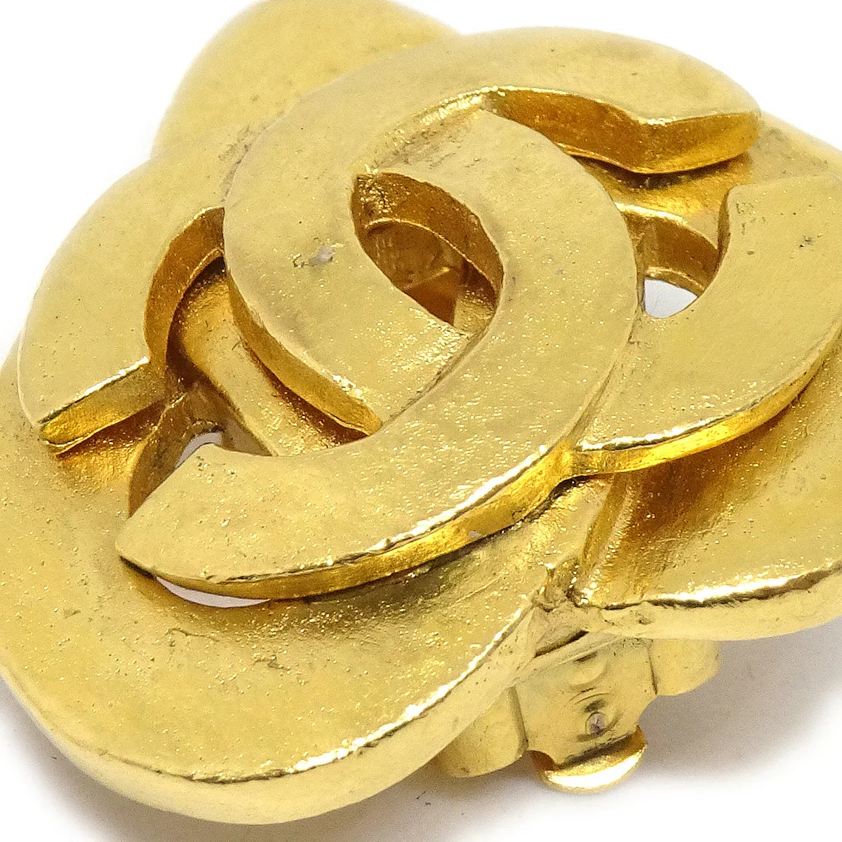 CHANEL 1997 Heart CC Earrings Gold Medium - Image 2