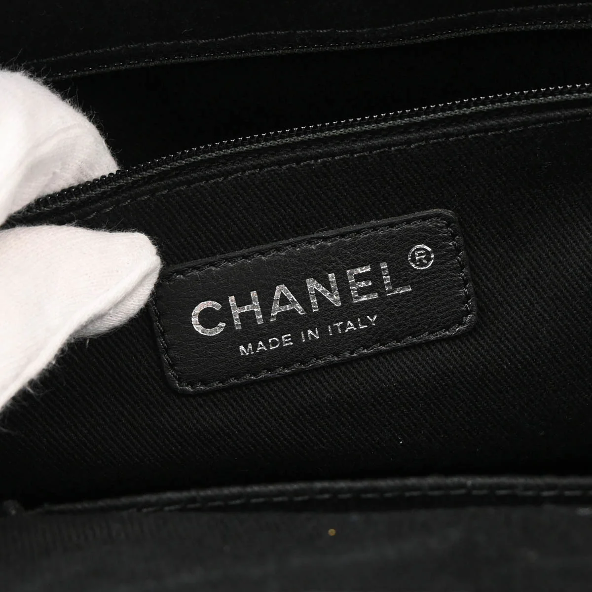Chanel 2012-2013 Black Caviar Timeless CC Tote Chain Handbag - Image 9