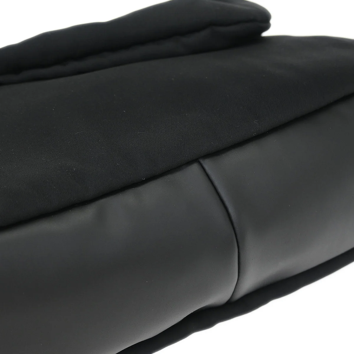 Chanel 2005-2006 Black Nylon Sport Line Shoulder Bag - Image 3