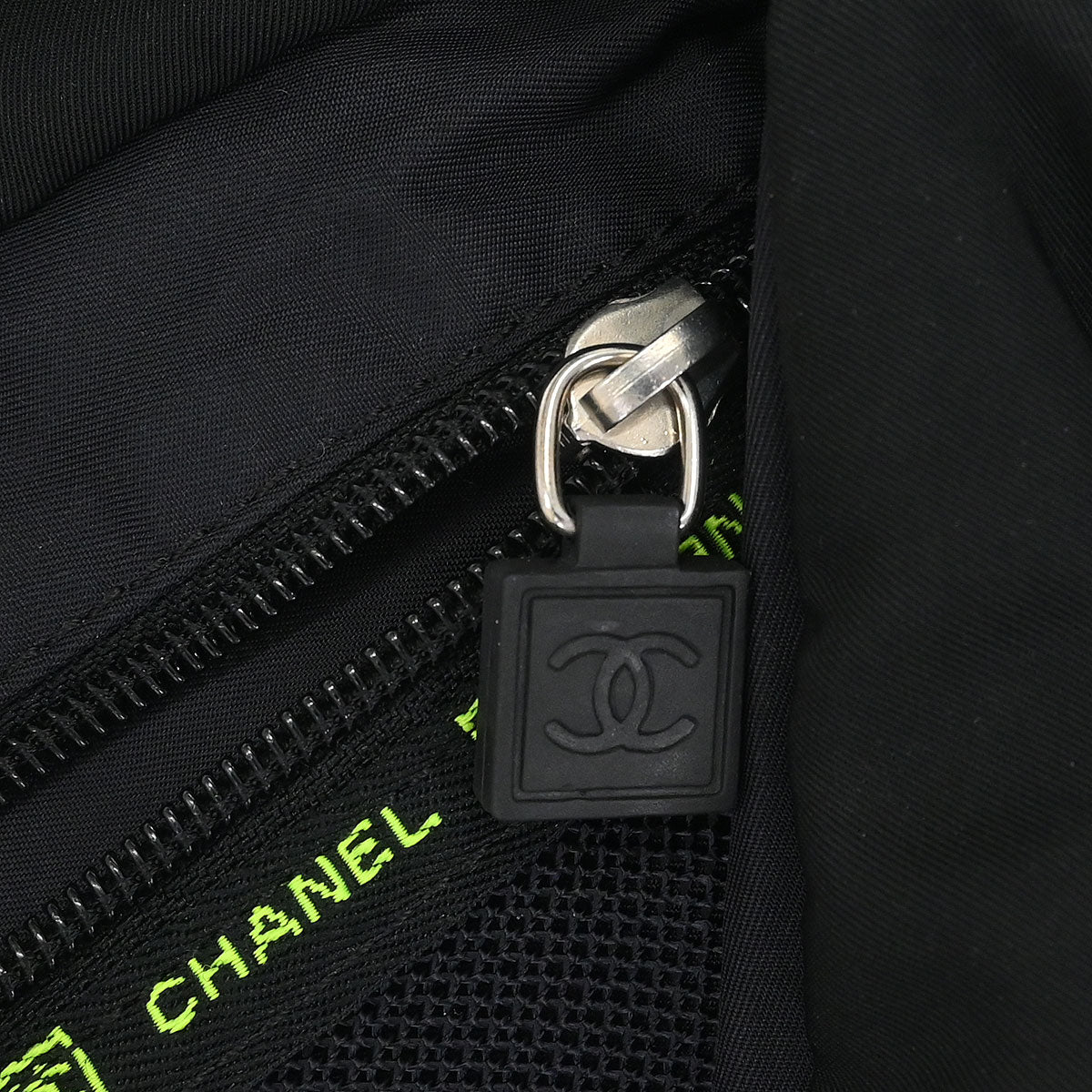 Chanel 2005-2006 Black Nylon Sport Line Shoulder Bag - Image 9
