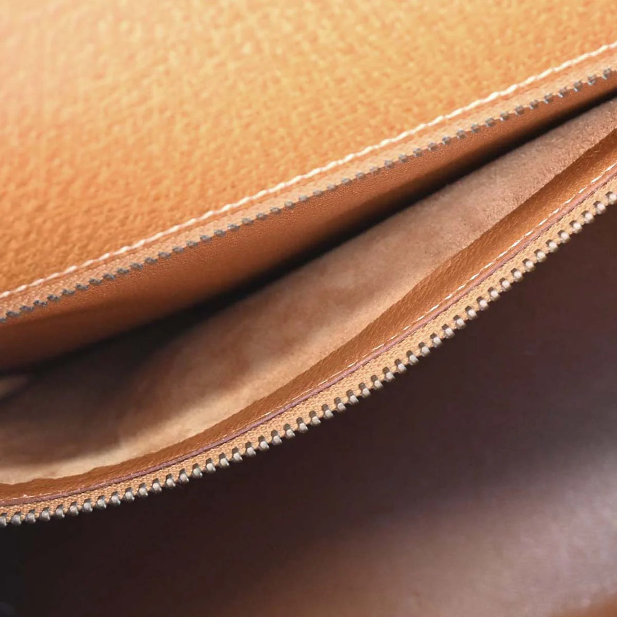 Hermes Beige Gold Toile H Pigskin Kelly 32 Sellier Handbag - Image 7