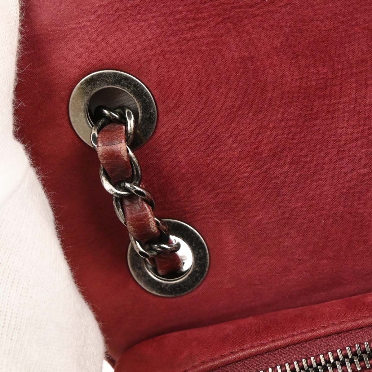 Chanel 2016-2017 Bordeaux Calfskin Day Trip Flap Shoulder Bag - Image 8