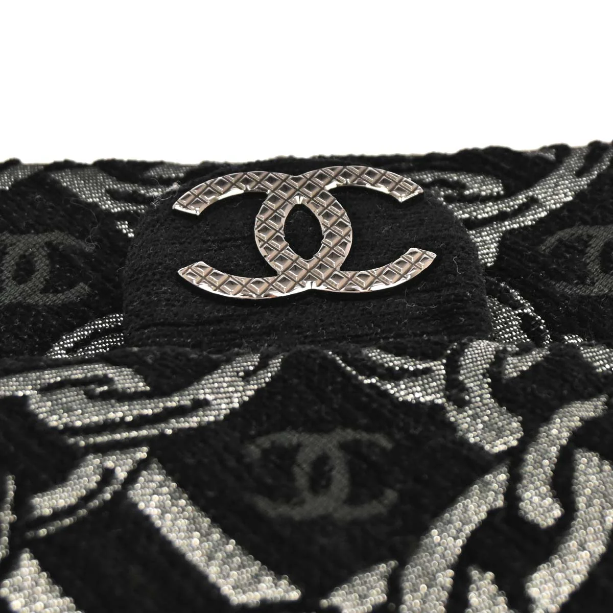 Chanel 2005-2006 Black Canvas Chain Print Handbag - Image 4