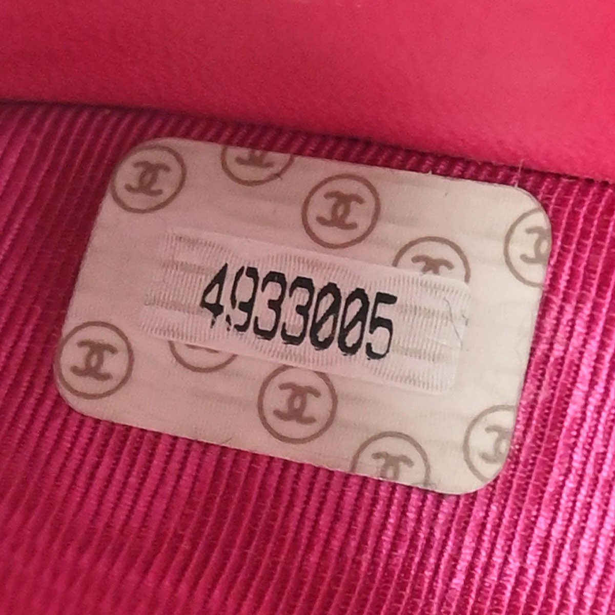 Chanel 1996-1997 Pink Caviar Bicolore Wallet - Image 7