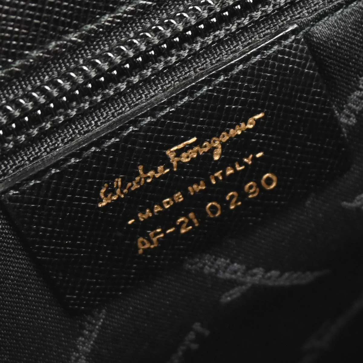 Salvatore Ferragamo Black Gancini 2way Shoulder Handbag - Image 10