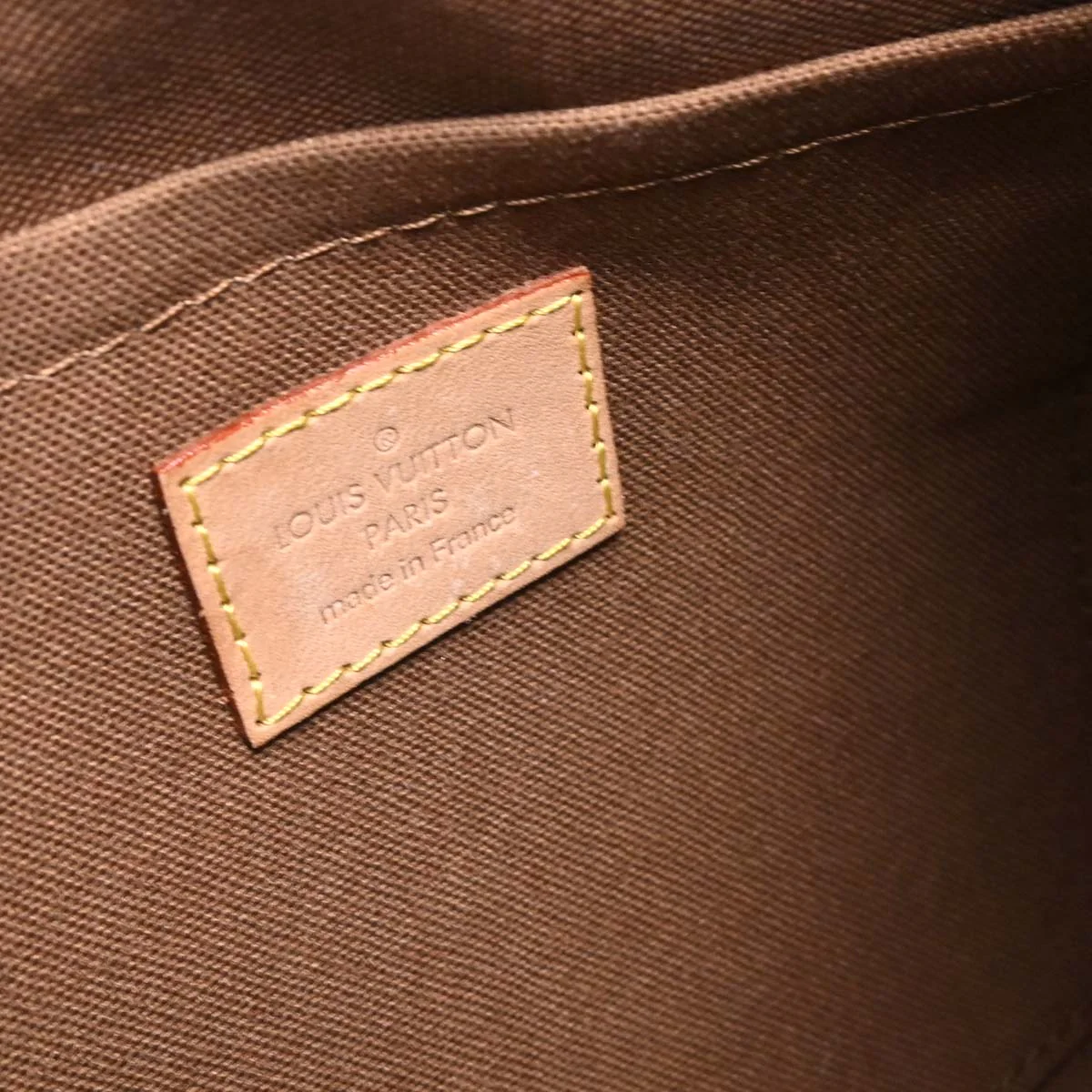 Louis Vuitton Monogram Thames PM Hobo Handbag M56384 - Image 9