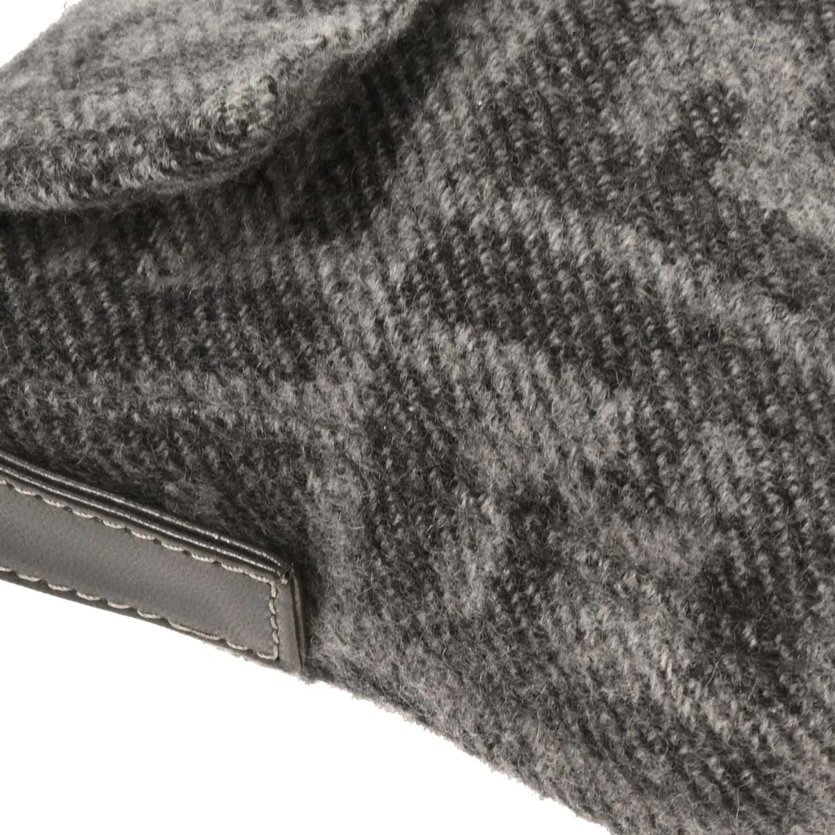 Fendi Gray Wool Baguette Handbag - Image 6