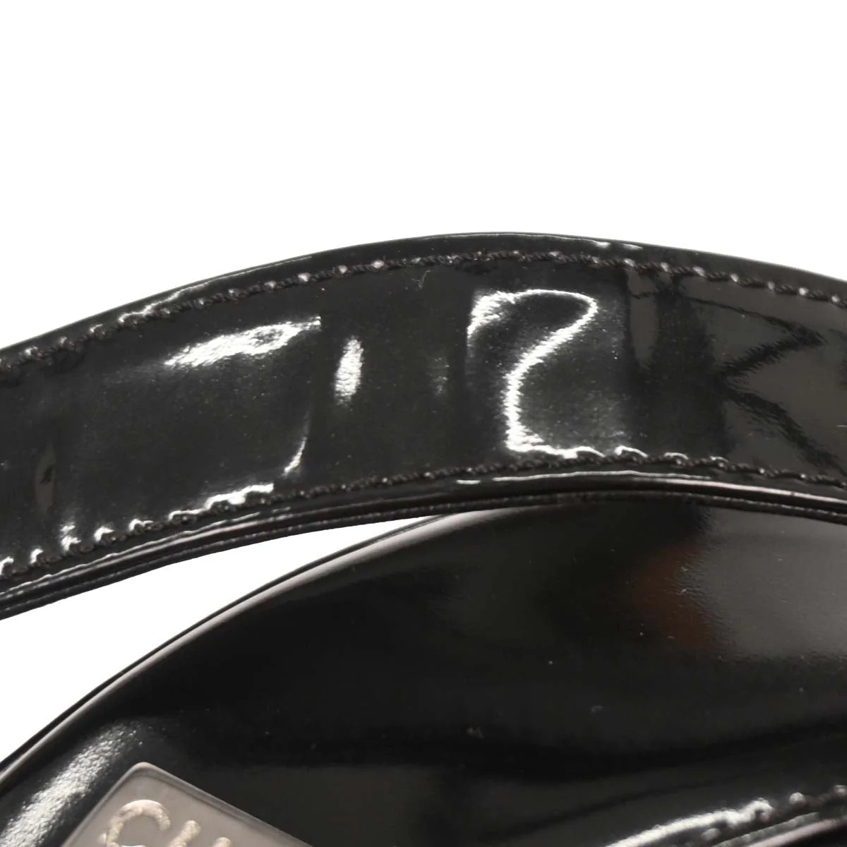 Chanel 2003-2004 Black Patent Leather Handbag - Image 6