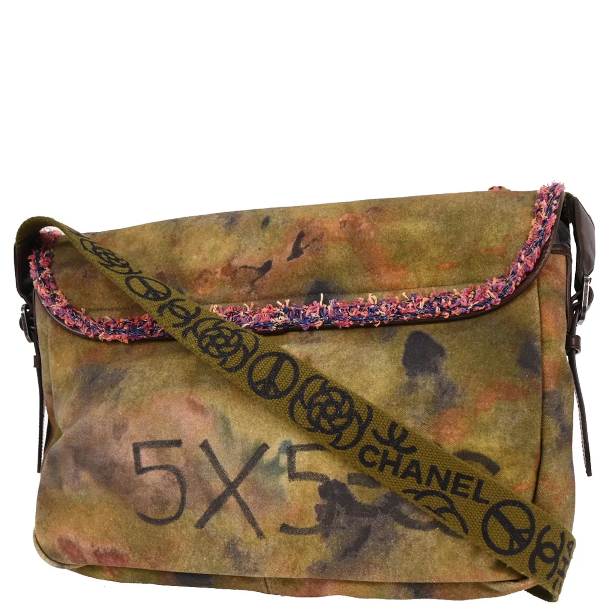 Chanel 2014-2015 Khaki On The Pavements Graffiti Messenger Bag - Image 2