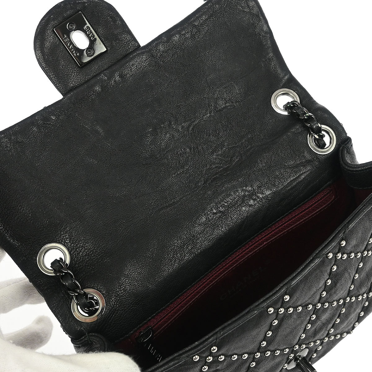 Chanel 2014 Black Calfskin Studded Single Flap Shoulder Bag - Image 7