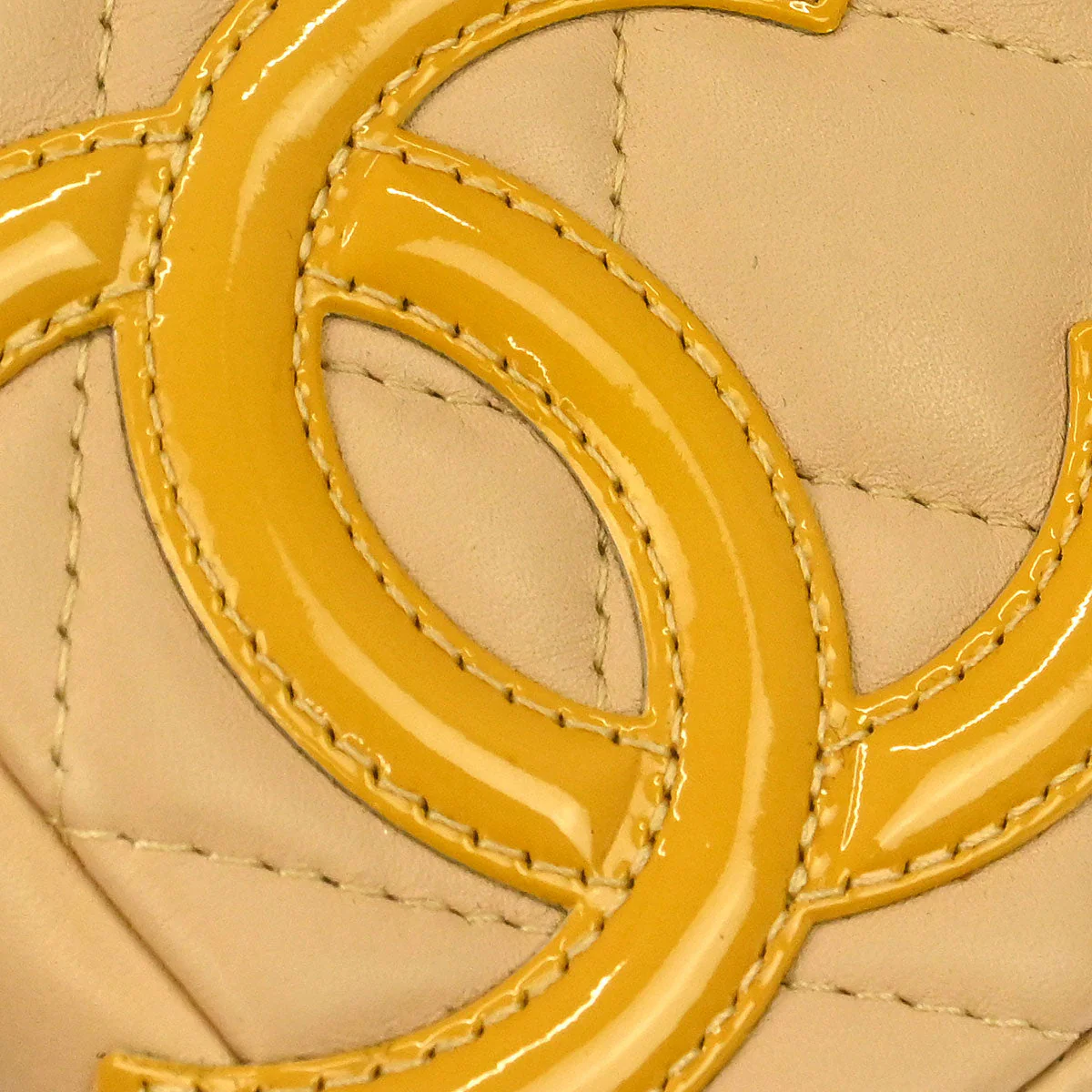 Chanel 2005-2006 Beige Calfskin Cambon Ligne Pouch Bag - Image 4