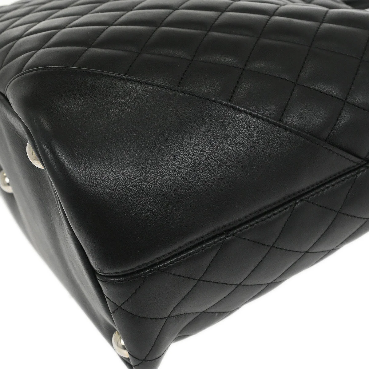 Chanel 2004-2005 Black Calfskin Cambon Ligne Tote Handbag - Image 5