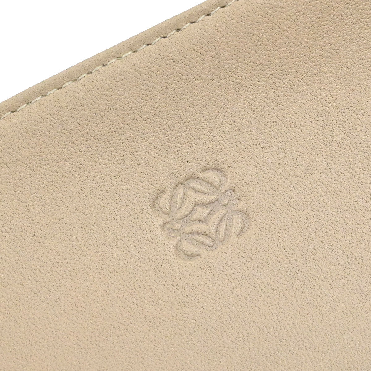 Loewe Beige Leather Coin Purse Wallet - Image 3