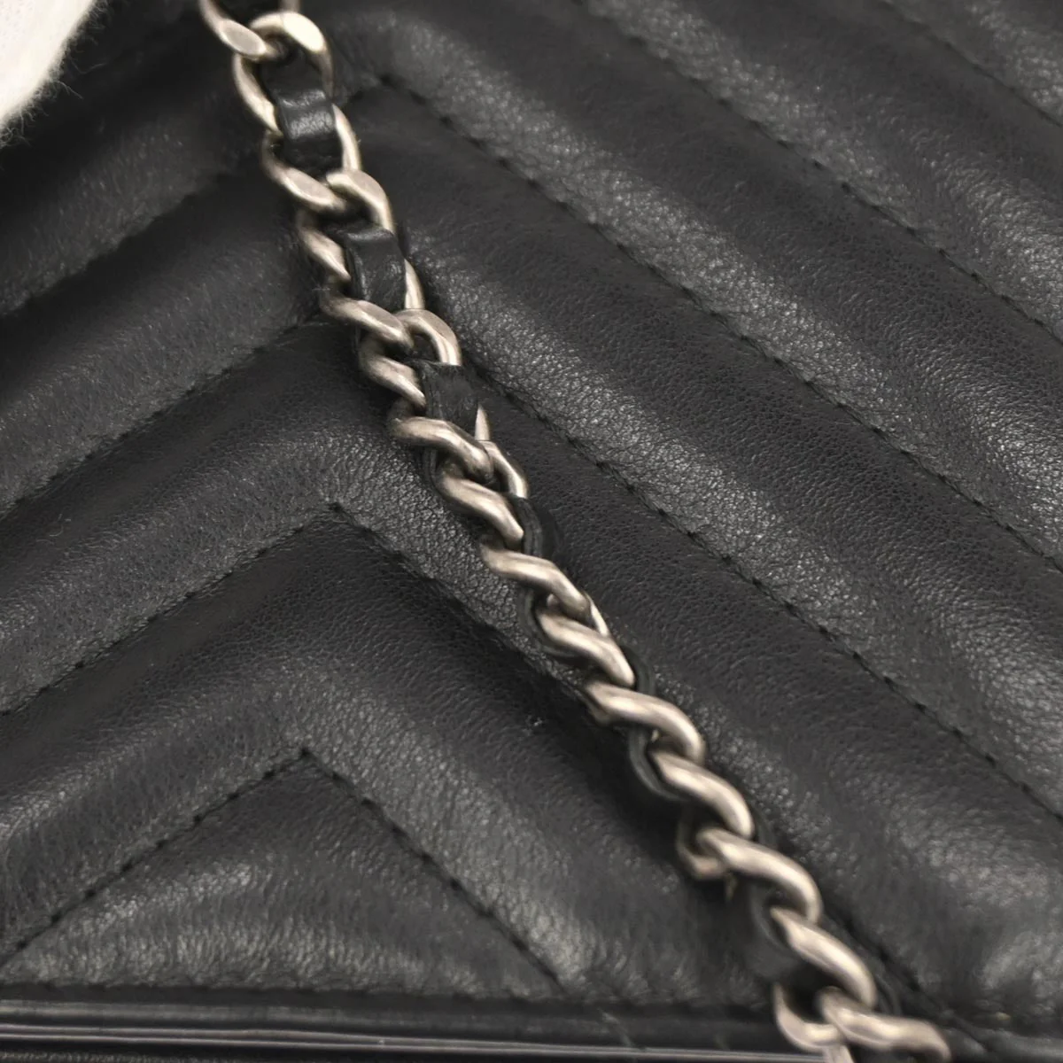 Chanel 2019 Black Lambskin Chevron Tassel WOC Wallet on Chain Shoulder Bag - Image 5