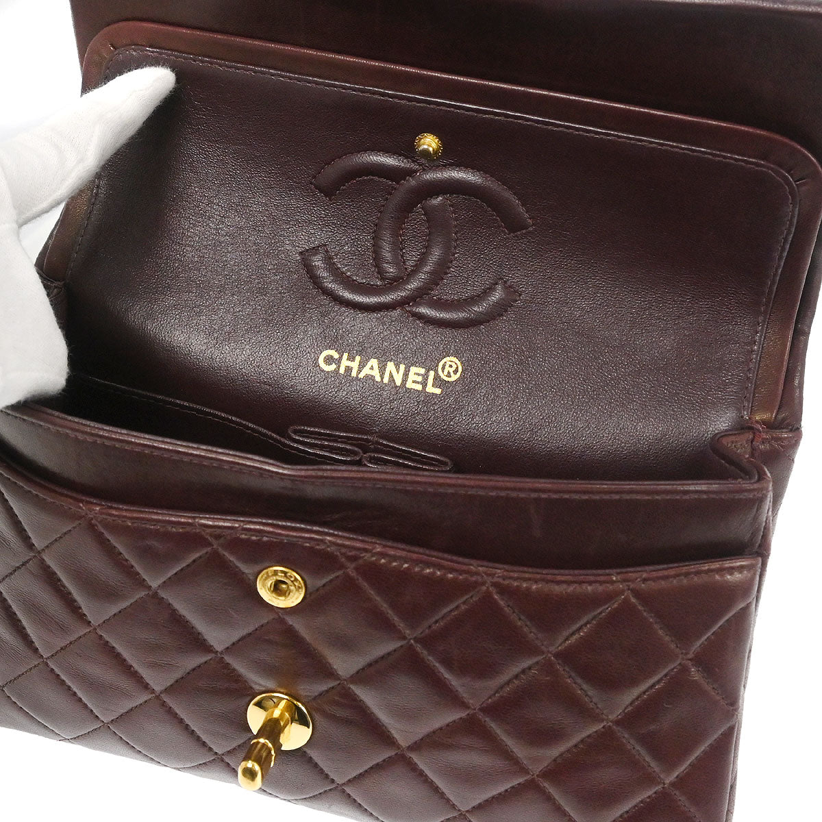 Chanel 1996-1997 Brown Lambskin Small Classic Double Flap Shoulder Bag - Image 7
