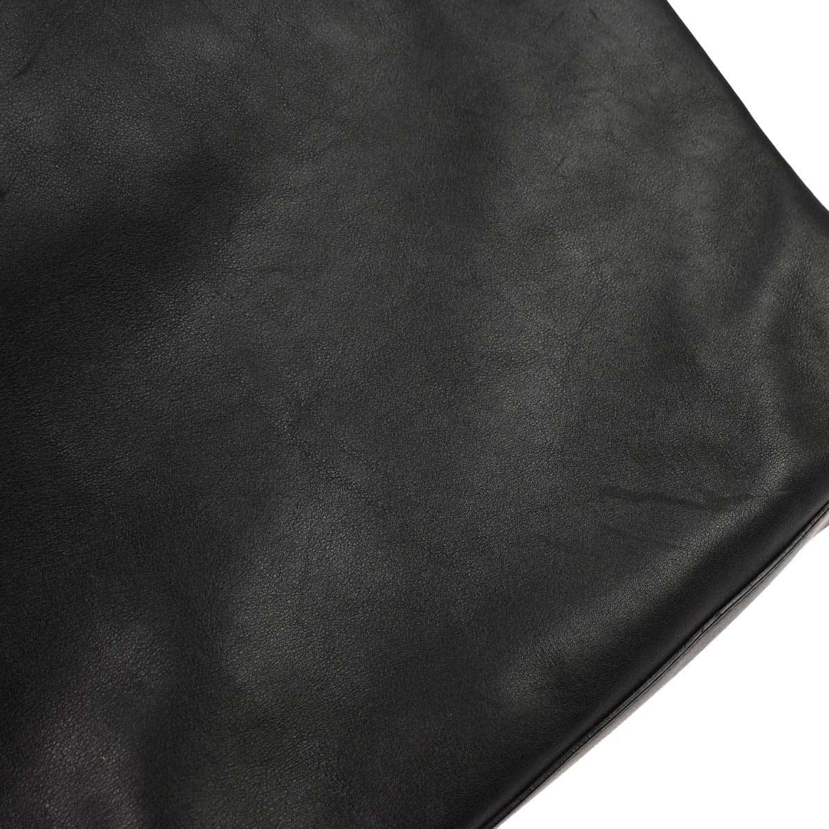 Chanel 2008-2009 Black Calfskin Essential Tote Bag - Image 5