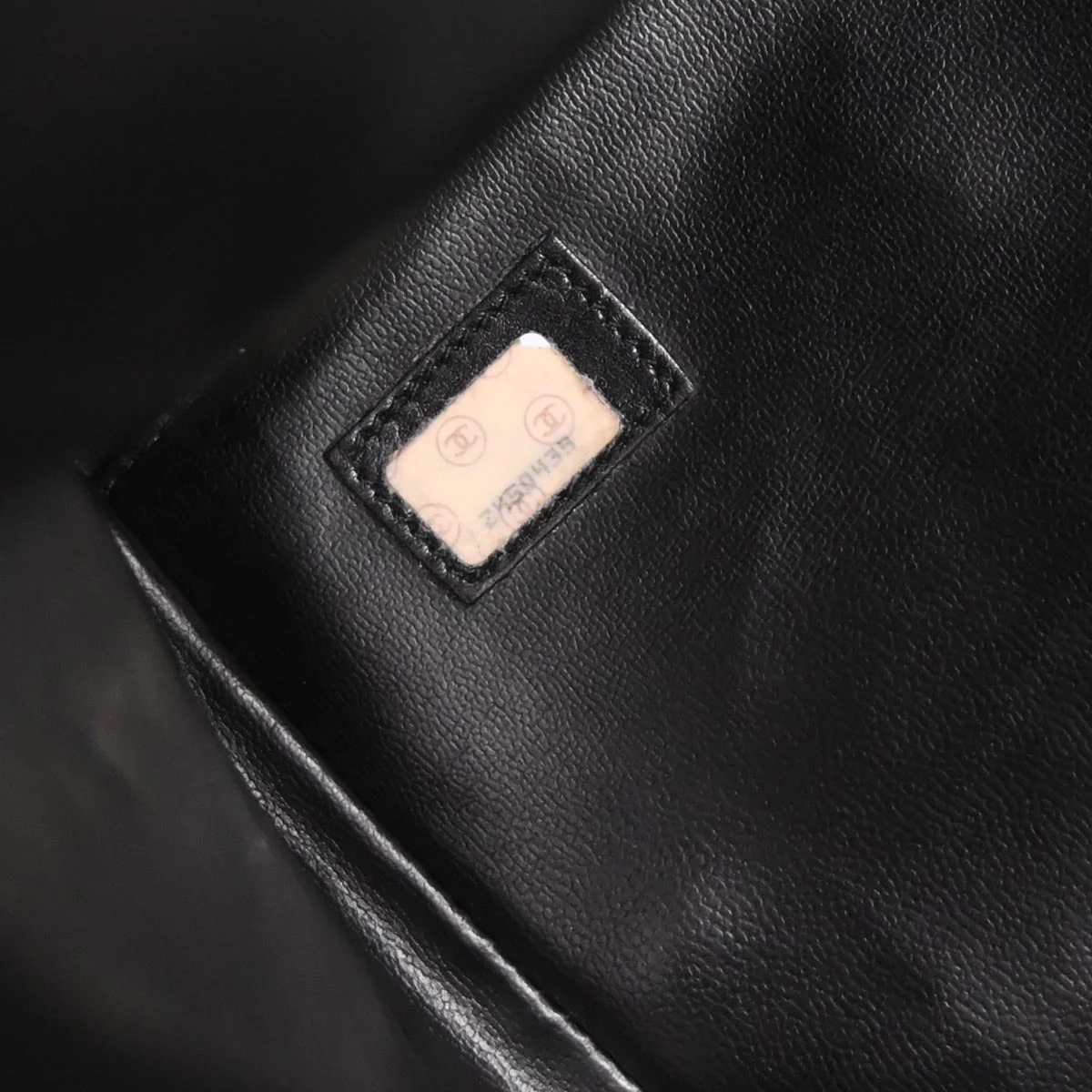 Chanel 1991-1994 Black Lambskin Bicolore Supermodel Shoulder Bag - Image 10