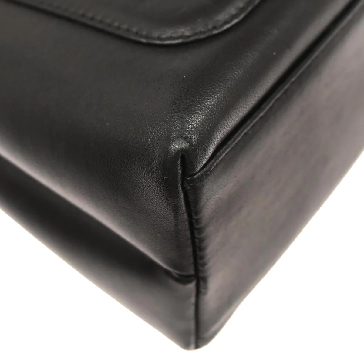 Chanel 1997-1999 Black Lambskin Handbag - Image 5