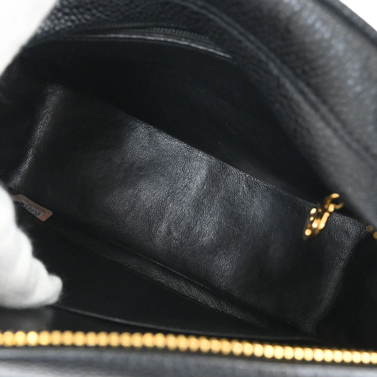 Chanel 1991-1994 Black Caviar Skin Camera Bag Mini - Image 8