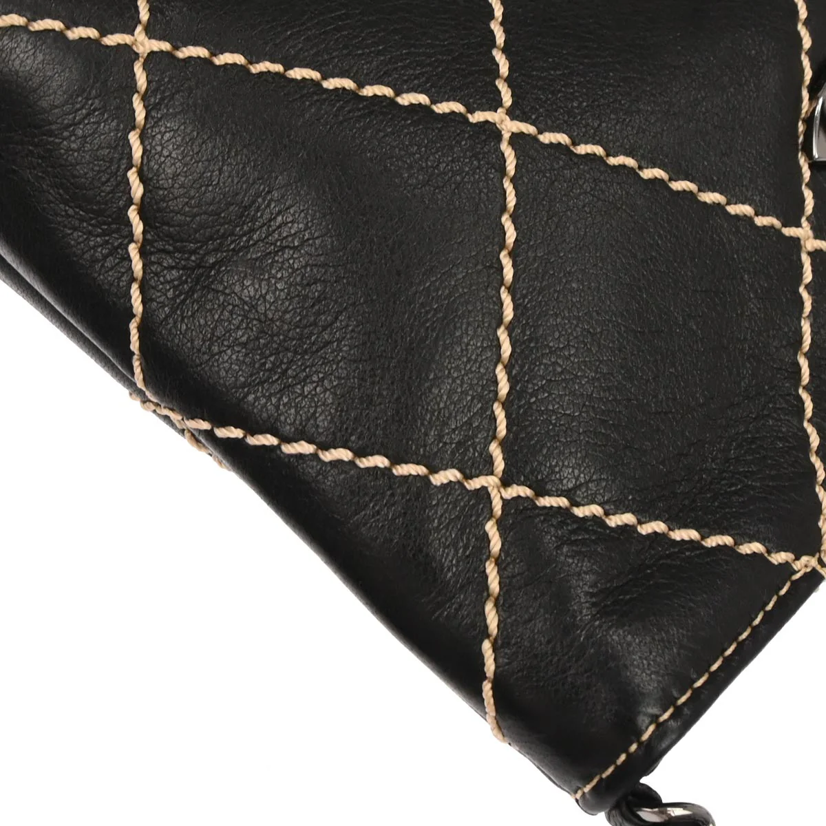 Chanel 2005-2006 Black Calfskin Wild Stitch Handbag - Image 5