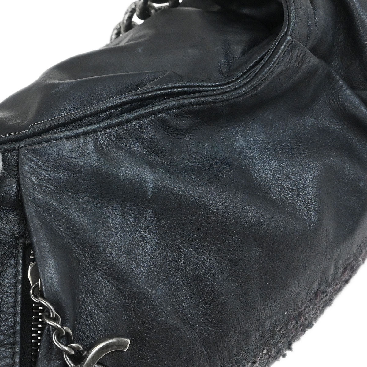 Chanel 2012-2013 Black Tweed Calfskin Coco Pleats Hobo Bag - Image 5