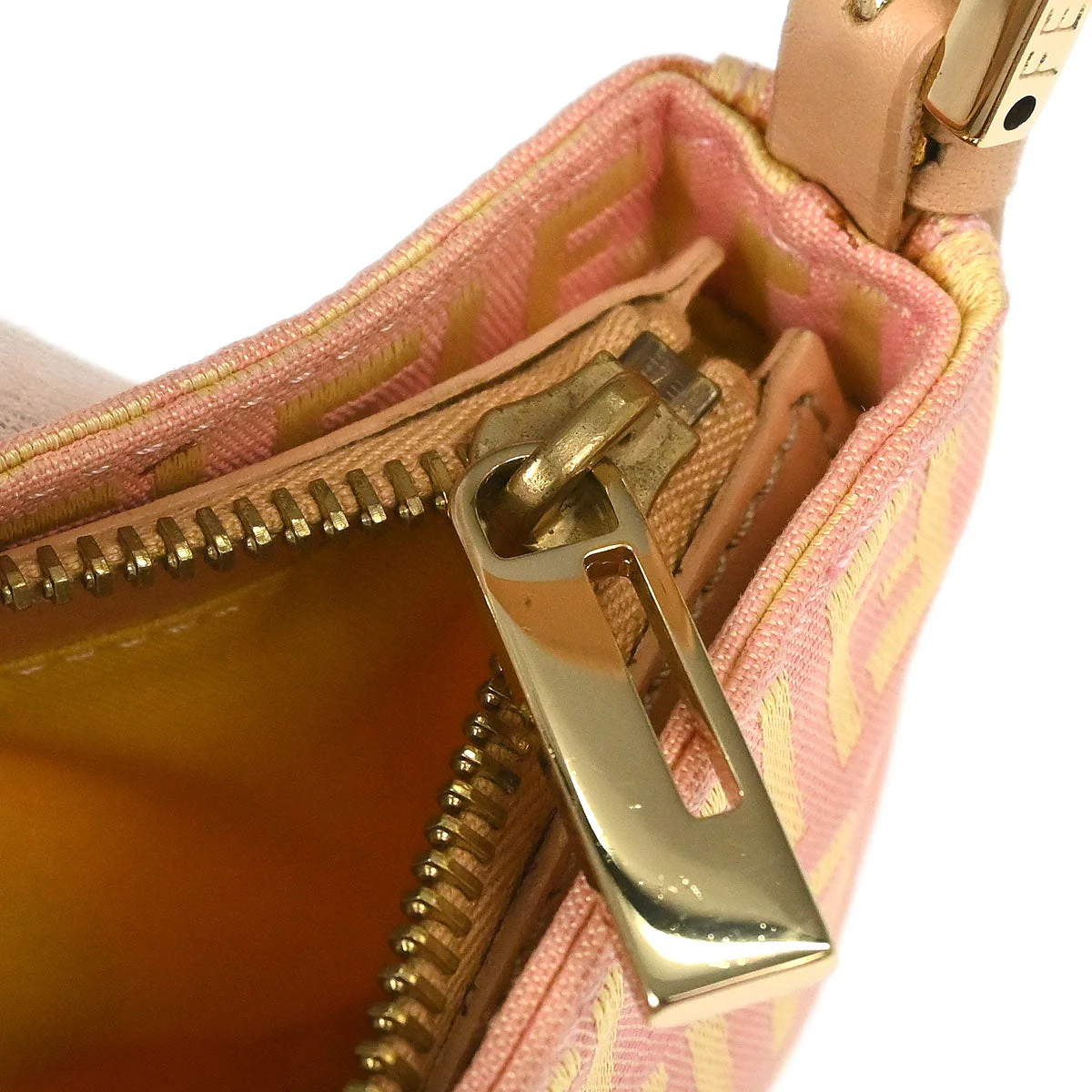 Fendi Pink Canvas Zucchino Handbag - Image 7