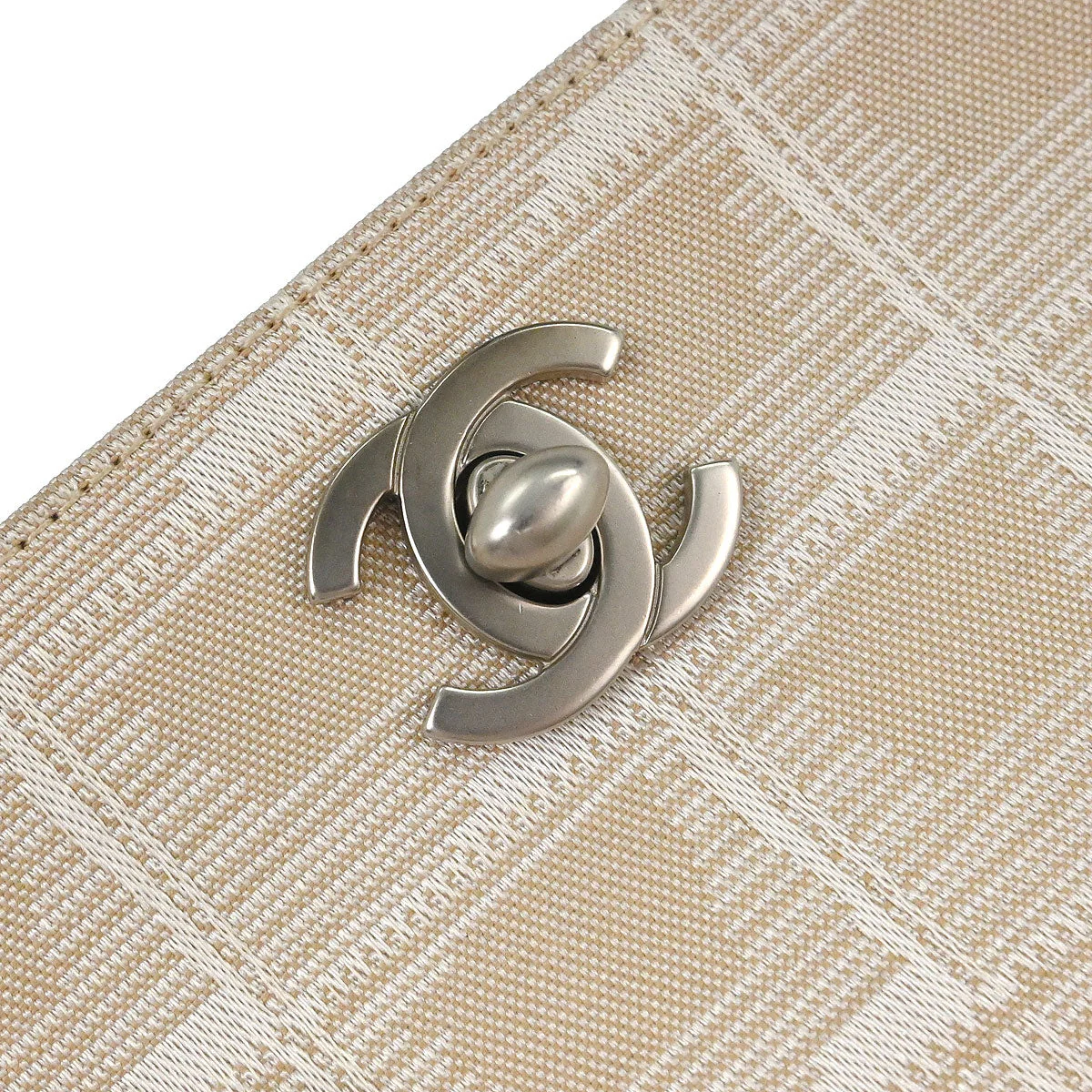 Chanel 2000-2002 Beige Jacquard Nylon New-Travel Line Pouch Handbag - Image 4