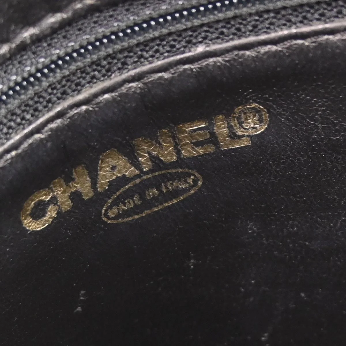 Chanel 2000-2002 Black Caviar Skin Handbag - Image 9