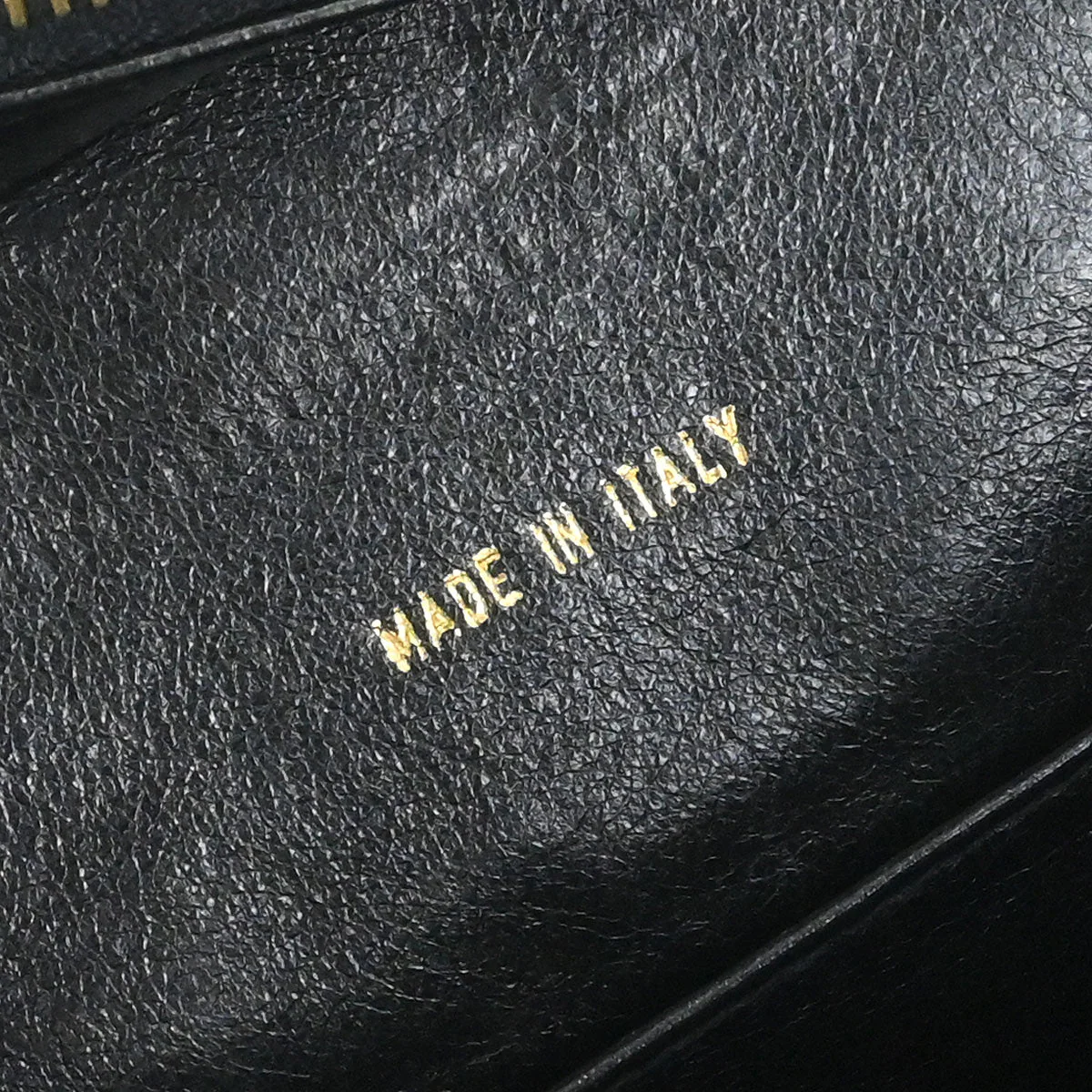 Chanel 1996-1997 Black Caviar Skin Tote Handbag - Image 8