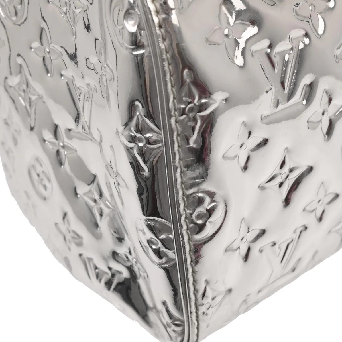 Louis Vuitton 2006 Silver Monogram Miroir Speedy 30 Handbag M95271 - Image 4