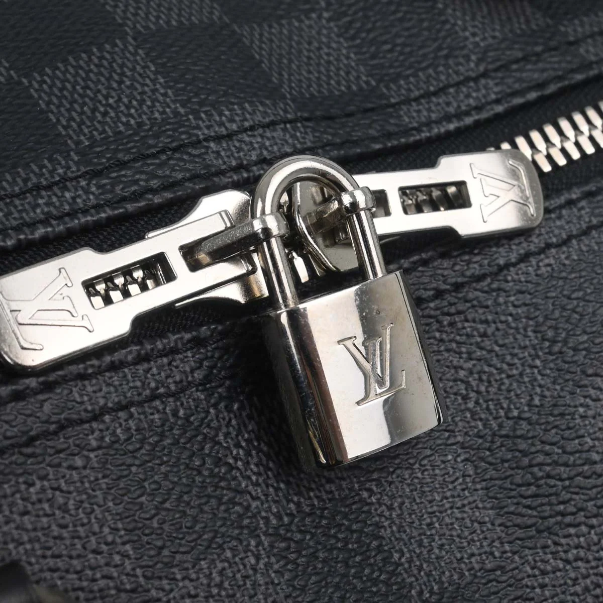 Louis Vuitton Damier Graphite Keepall Bandouliere 55 Duffle N41413 - Image 5