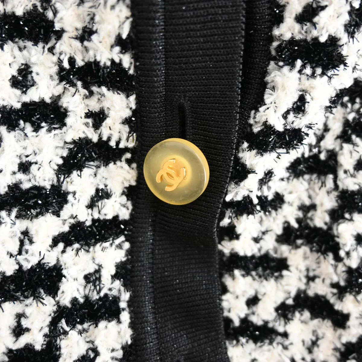 Chanel Cardigan Black - Image 4