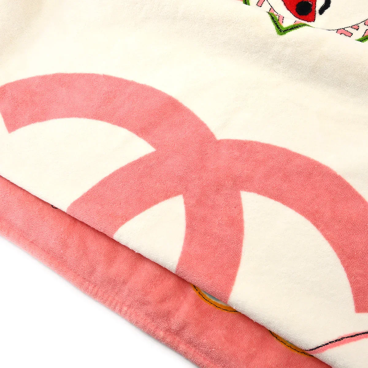 Chanel Valentine Beach Towel Pink Small Good - Image 3