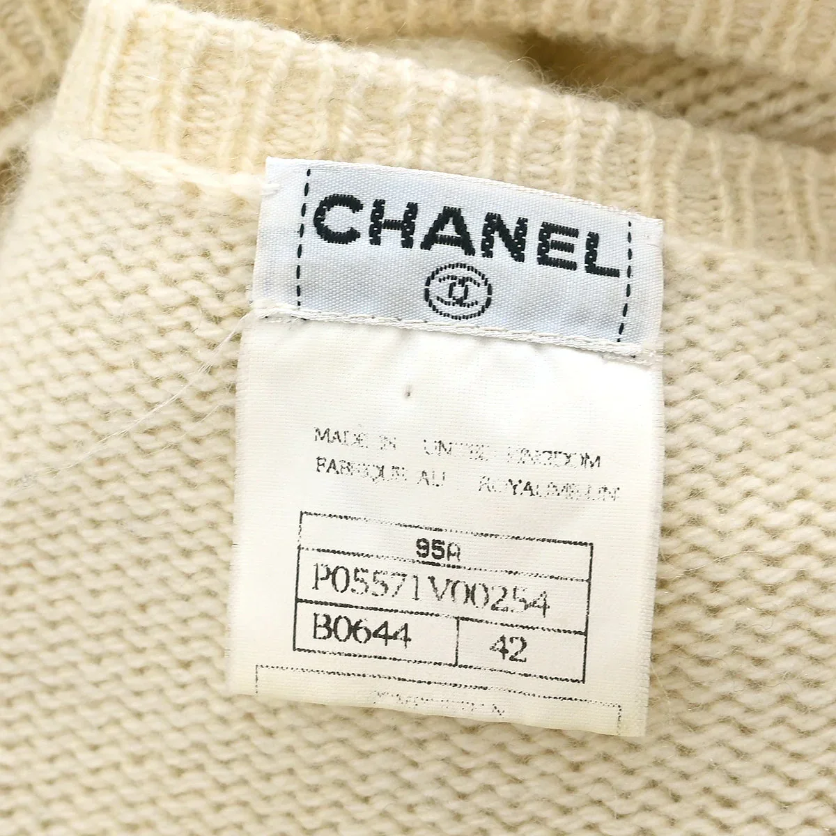 Chanel 1995 Sweater Ivory #42 - Image 9