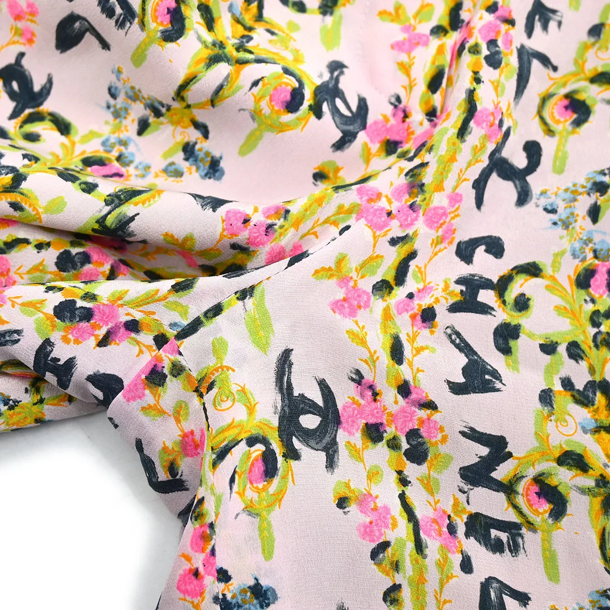 Chanel 1994 Short Pants Pink #38 - Image 6