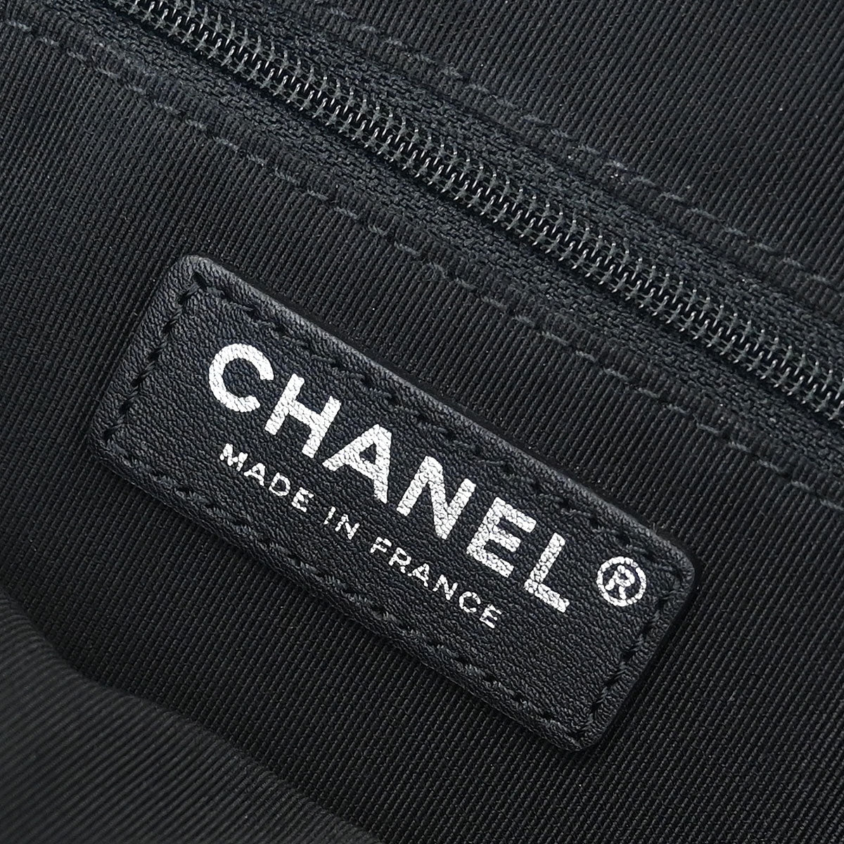 Chanel 2019 Black Lambskin Ultra Pocket Shopping Tote 2way Shoulder Handbag - Image 9