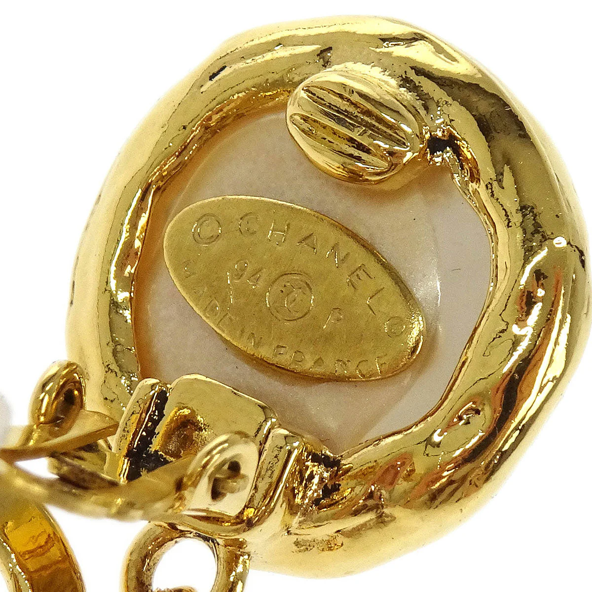 Chanel CC Costume Pearl Dangle Earrings Clip-On Gold 94P - Image 4