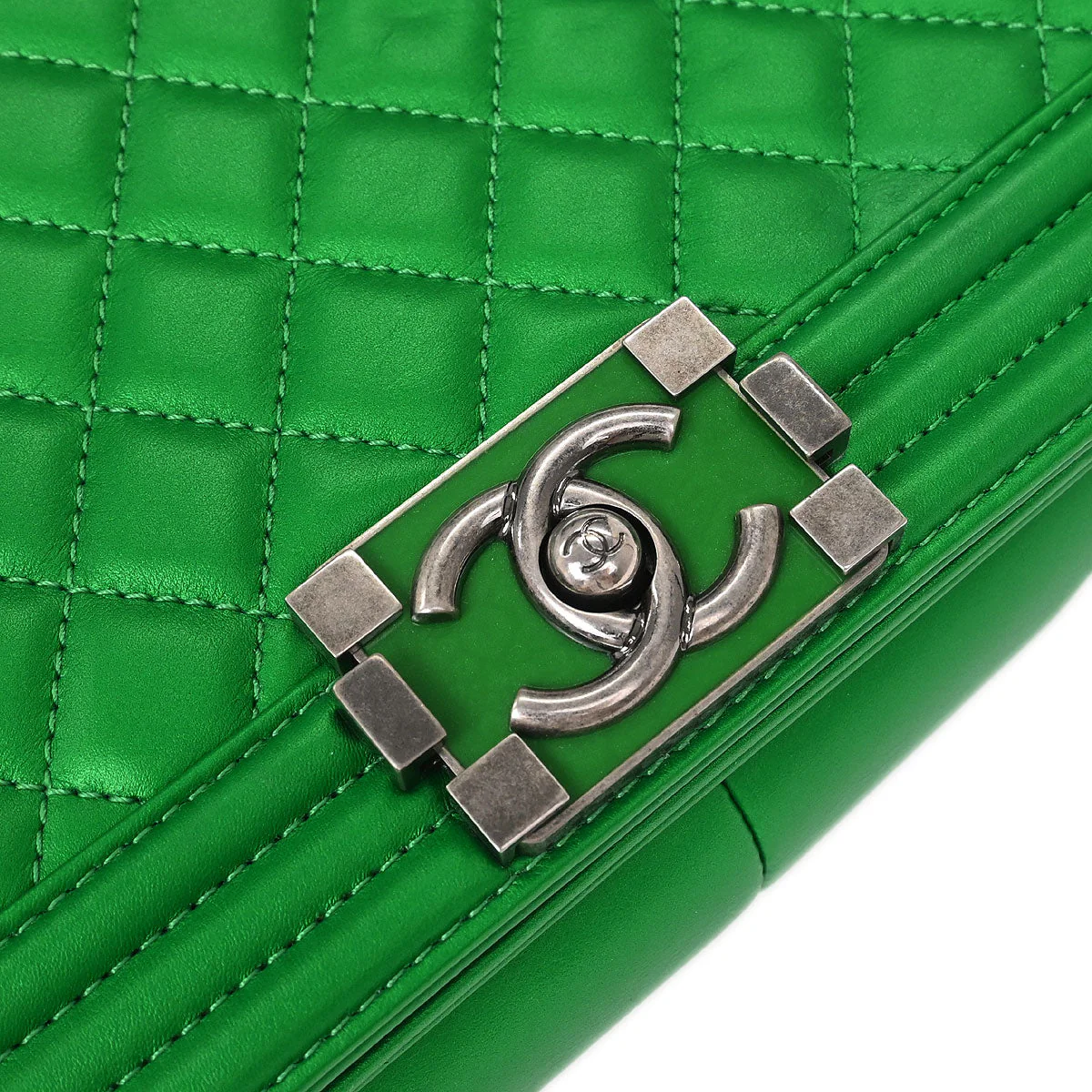 Boy Chanel 2014-2015 Green Lambskin Medium Shoulder Bag - Image 6