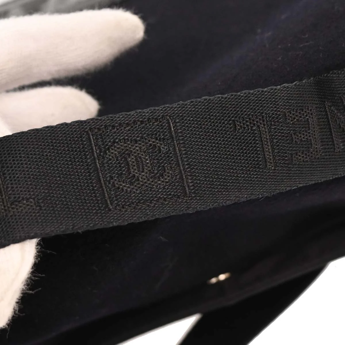 Chanel 2004-2005 Black Felt Nylon Sport Line 2way Shoulder Handbag - Image 3