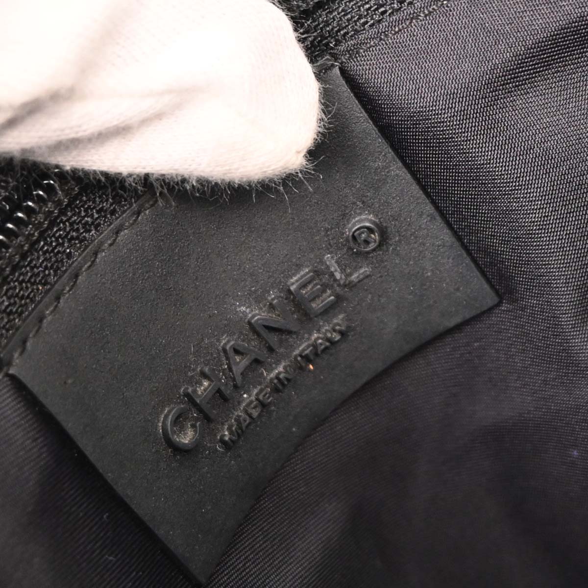 Chanel 2004-2005 Black Felt Nylon Sport Line 2way Shoulder Handbag - Image 9