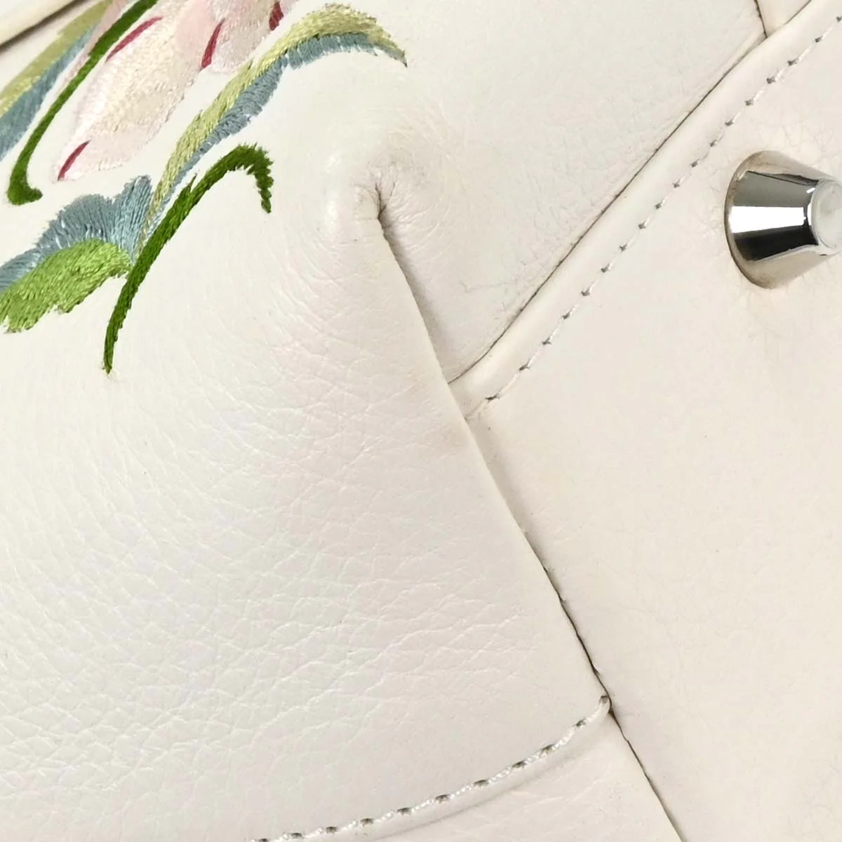 Christian Dior White Floral Embroidered Tote Bag - Image 6