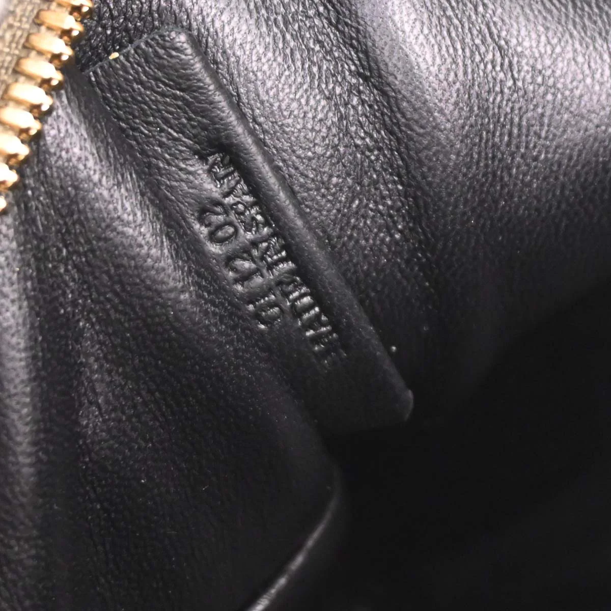 Loewe Gold Amazona 28 Handbag - Image 10