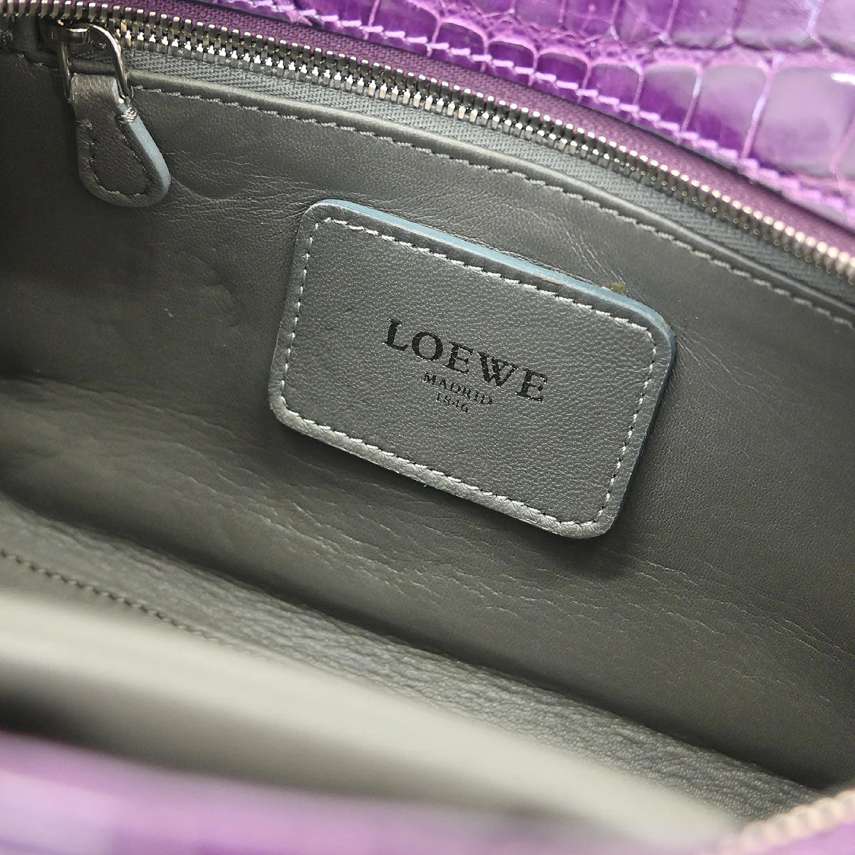 Loewe * Purple Crocodile Amazona 23 Handbag - Image 8