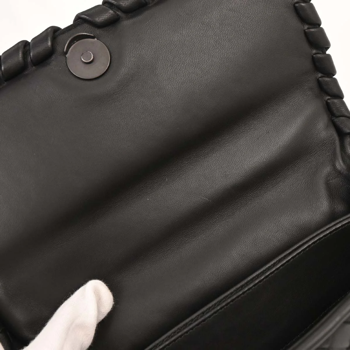 Bottega Veneta Black Intrecciato Shoulder Bag - Image 7