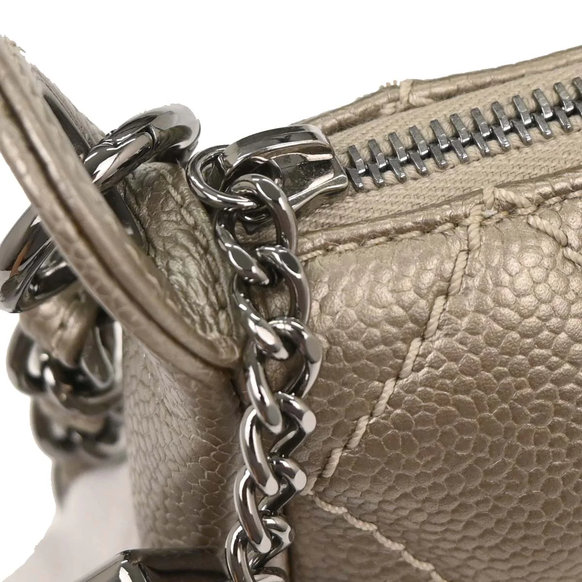 Chanel 2004-2005 Silver Caviar Fringe Handbag - Image 4