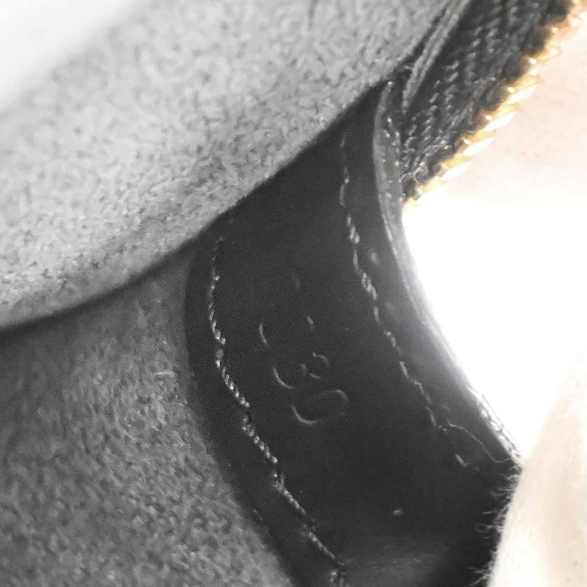 Louis Vuitton 2000 Black Epi Gobelins Backpack M52292 - Image 10