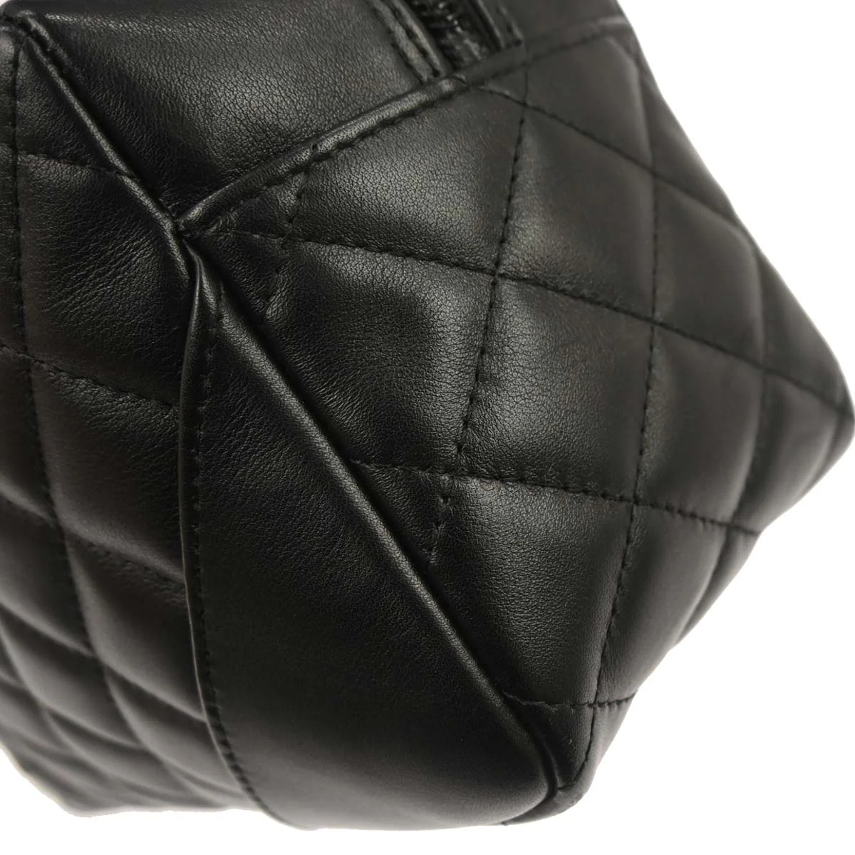 Chanel 2005-2006 Black Calfskin Cambon Ligne Handbag - Image 5