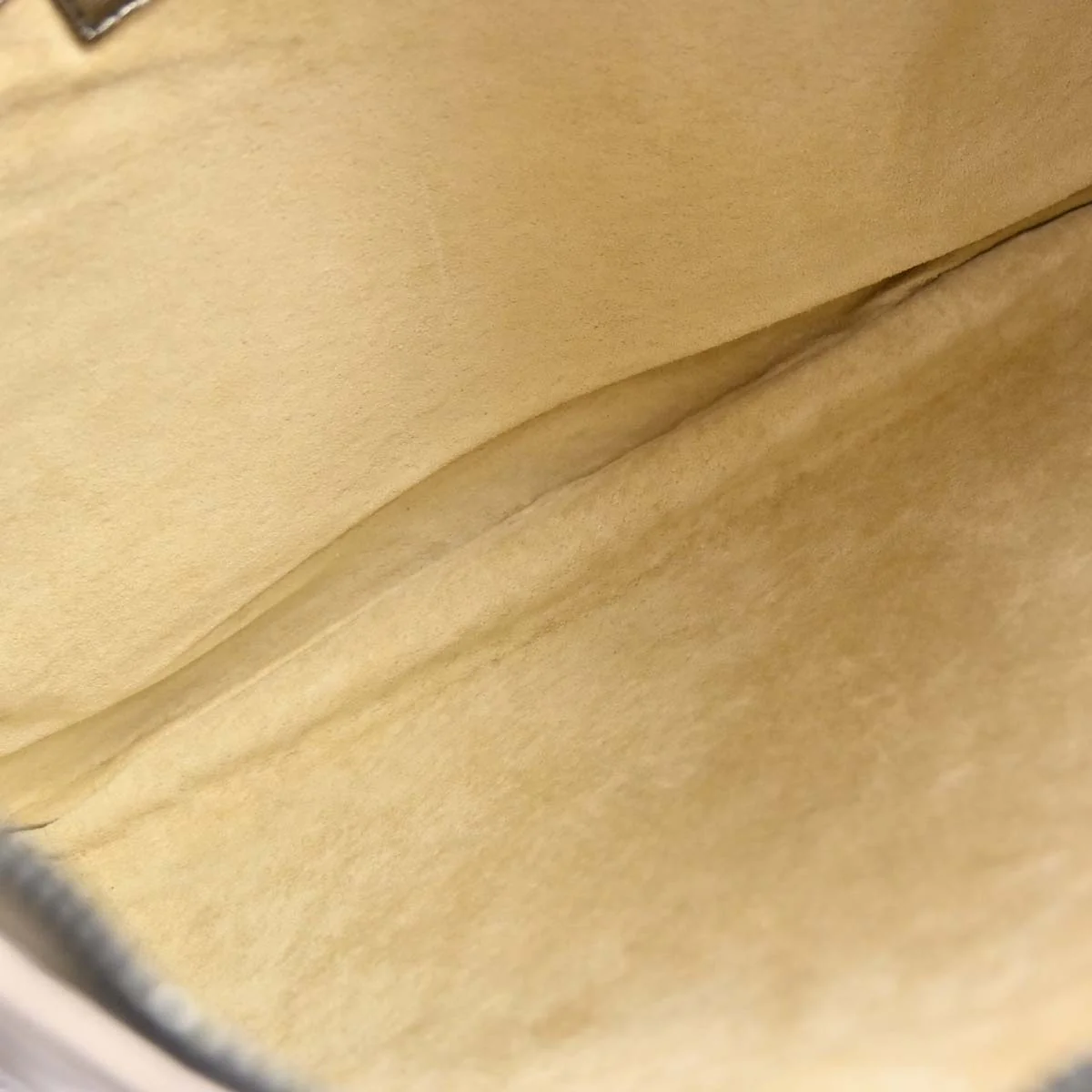 Bottega Veneta Gold Lambskin Intrecciato Handbag - Image 8