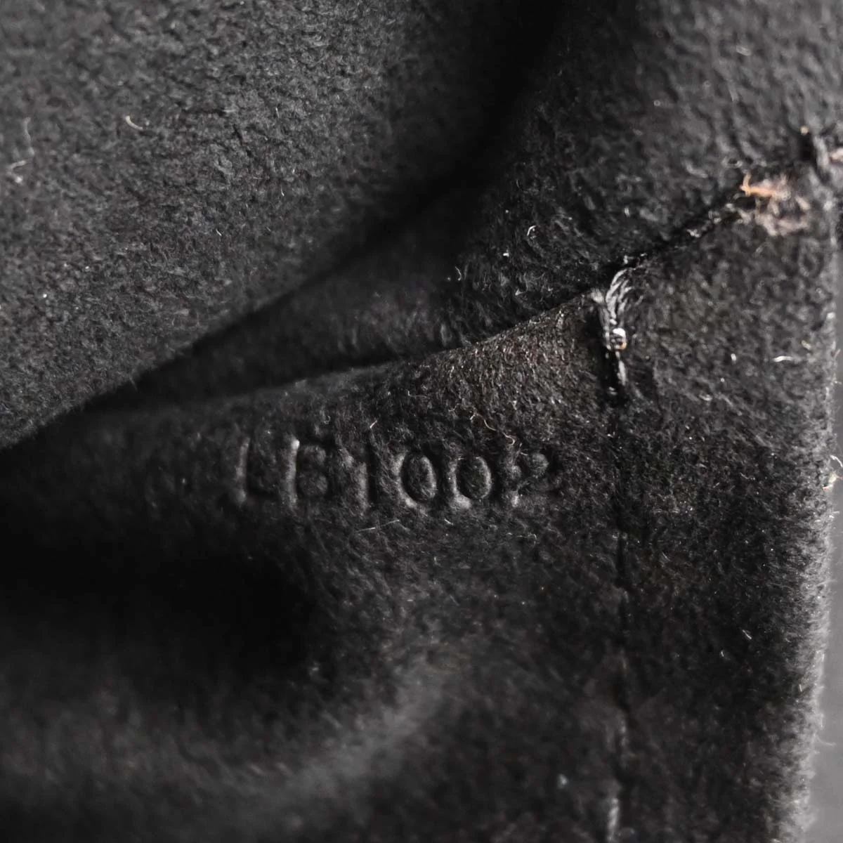 Louis Vuitton 2002 Black Monogram Diffille Upton 2way Shoulder Handbag M92400 - Image 10