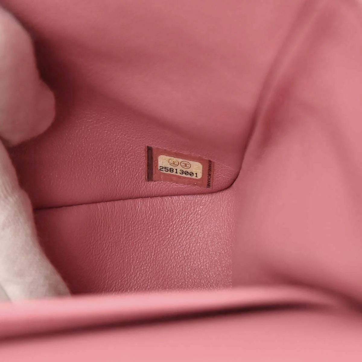 Chanel 2018 Pink Caviar Skin Medium Classic Double Flap Shoulder Bag - Image 9